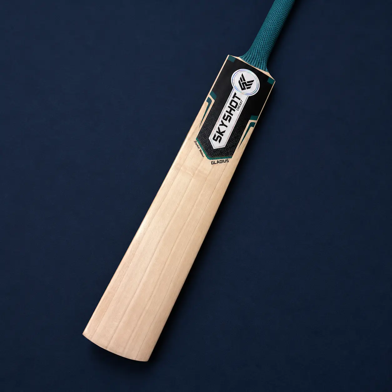 Skyshot Gladius Cricket Bat | English Willow | Impactful Beginner’s Blade