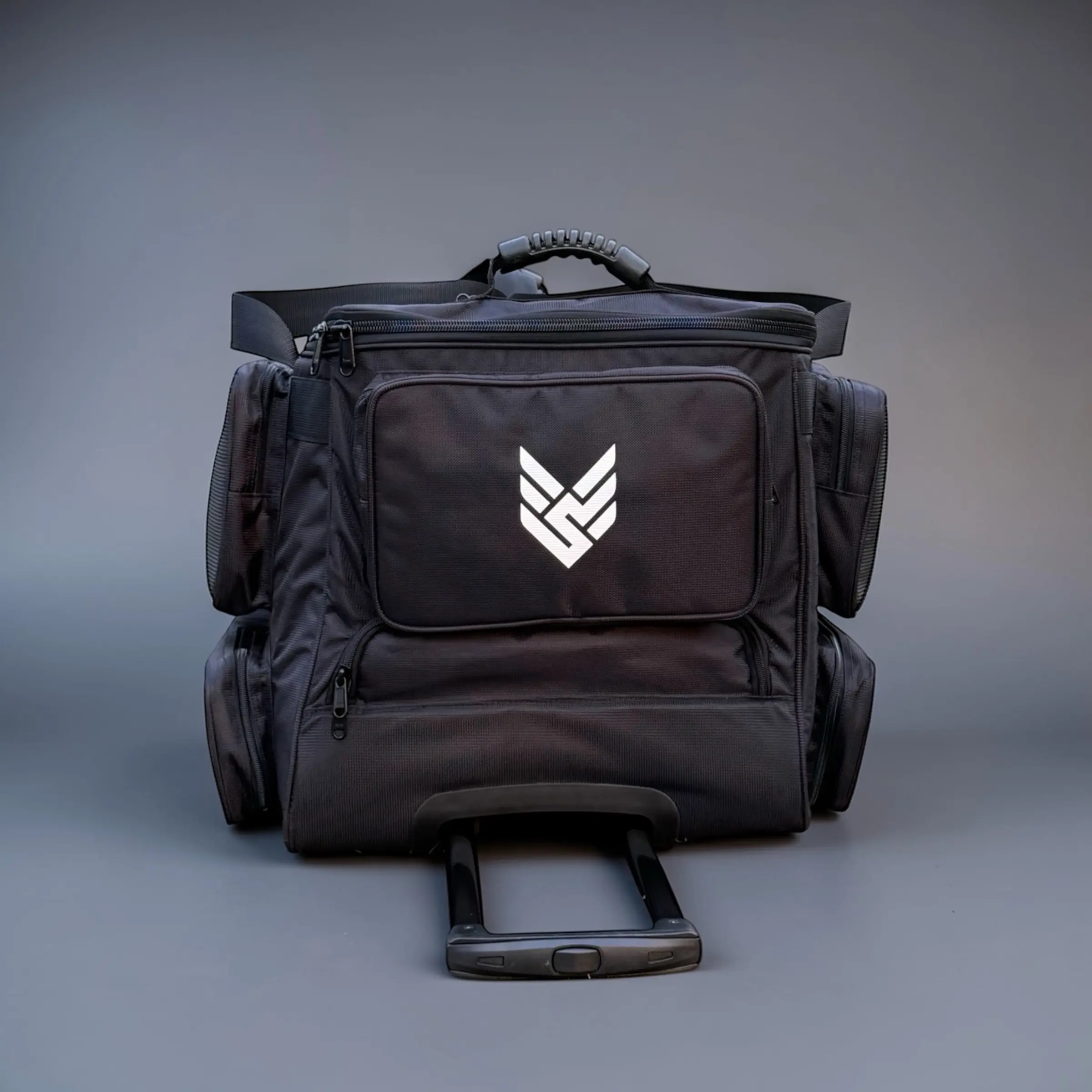 STEALTH CRICKET WHEELIE KITBAG