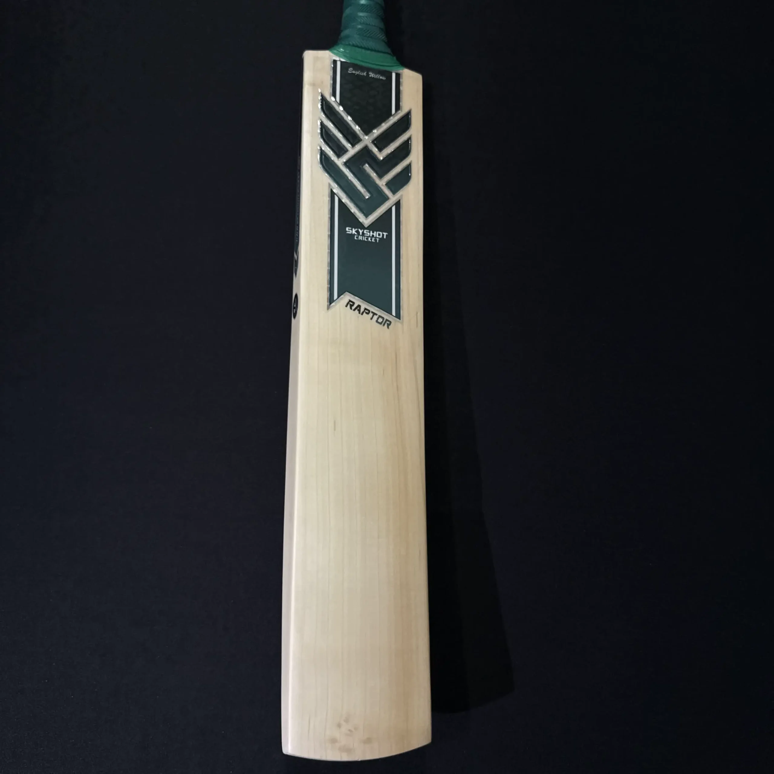 Raptor Bat 001