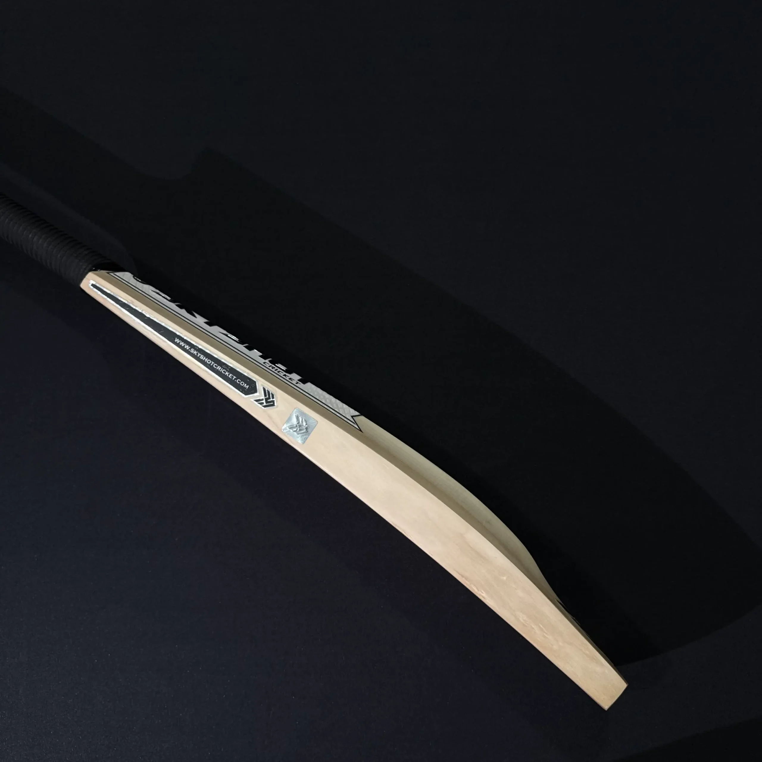 Stealth Bat 001
