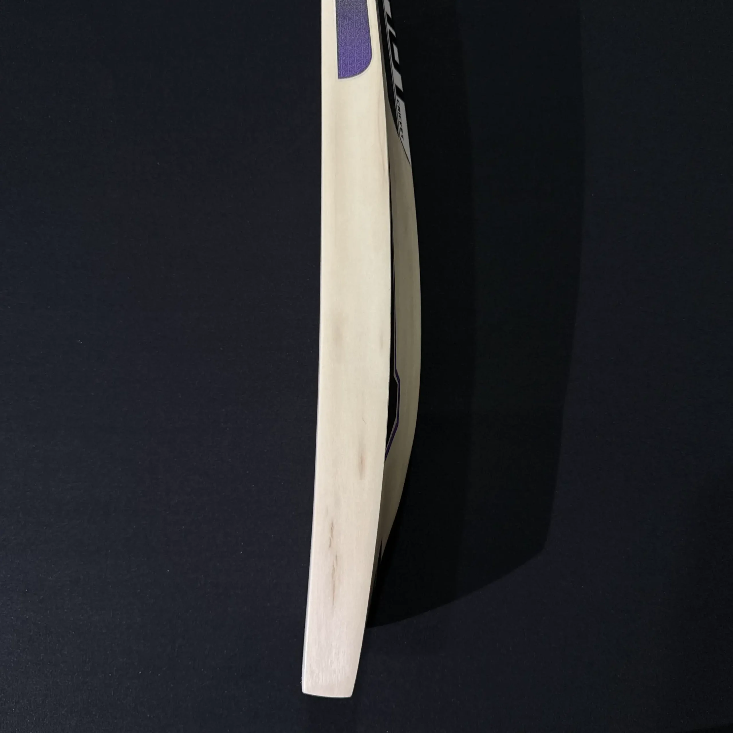 Tizona Bat 003
