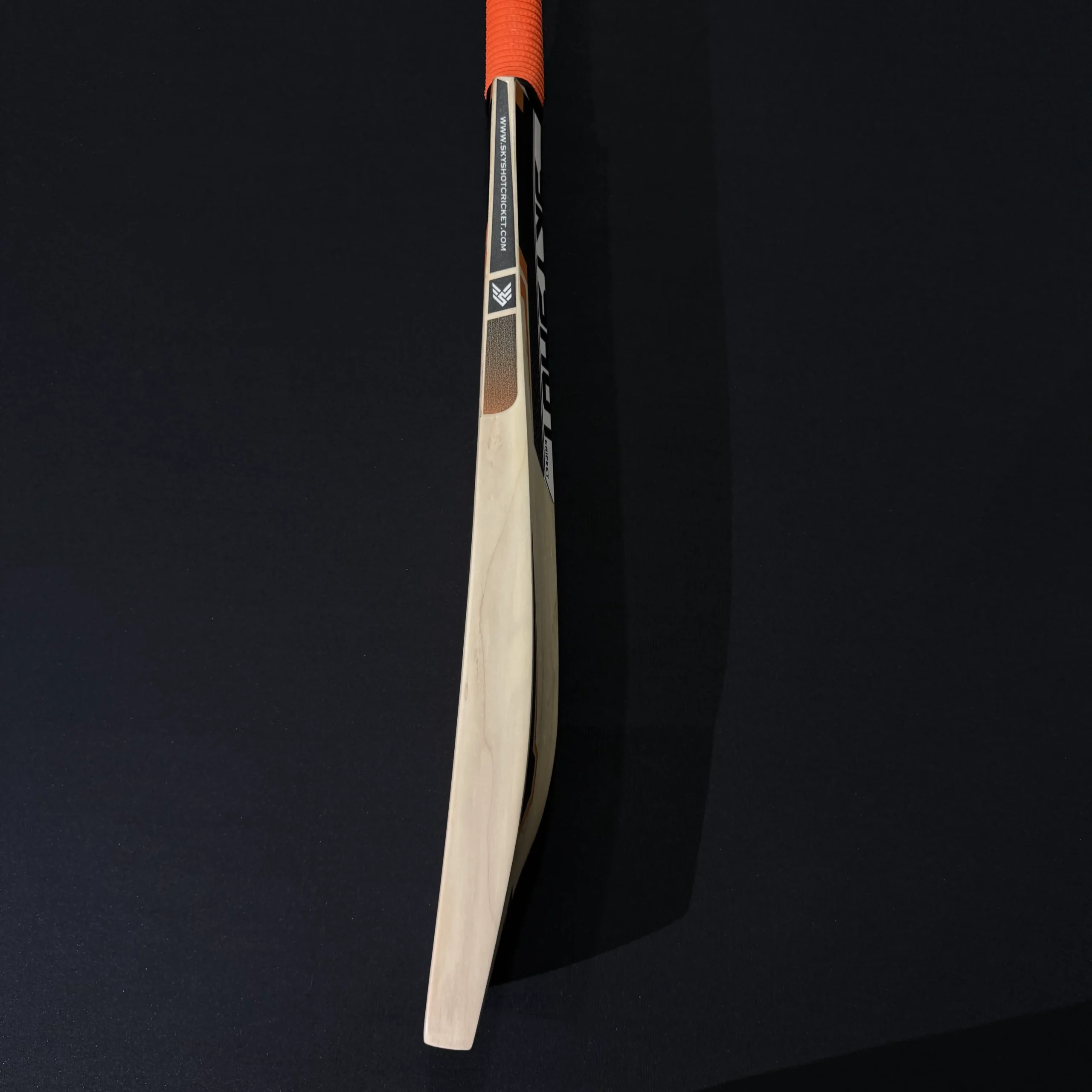 Mace Bat 001