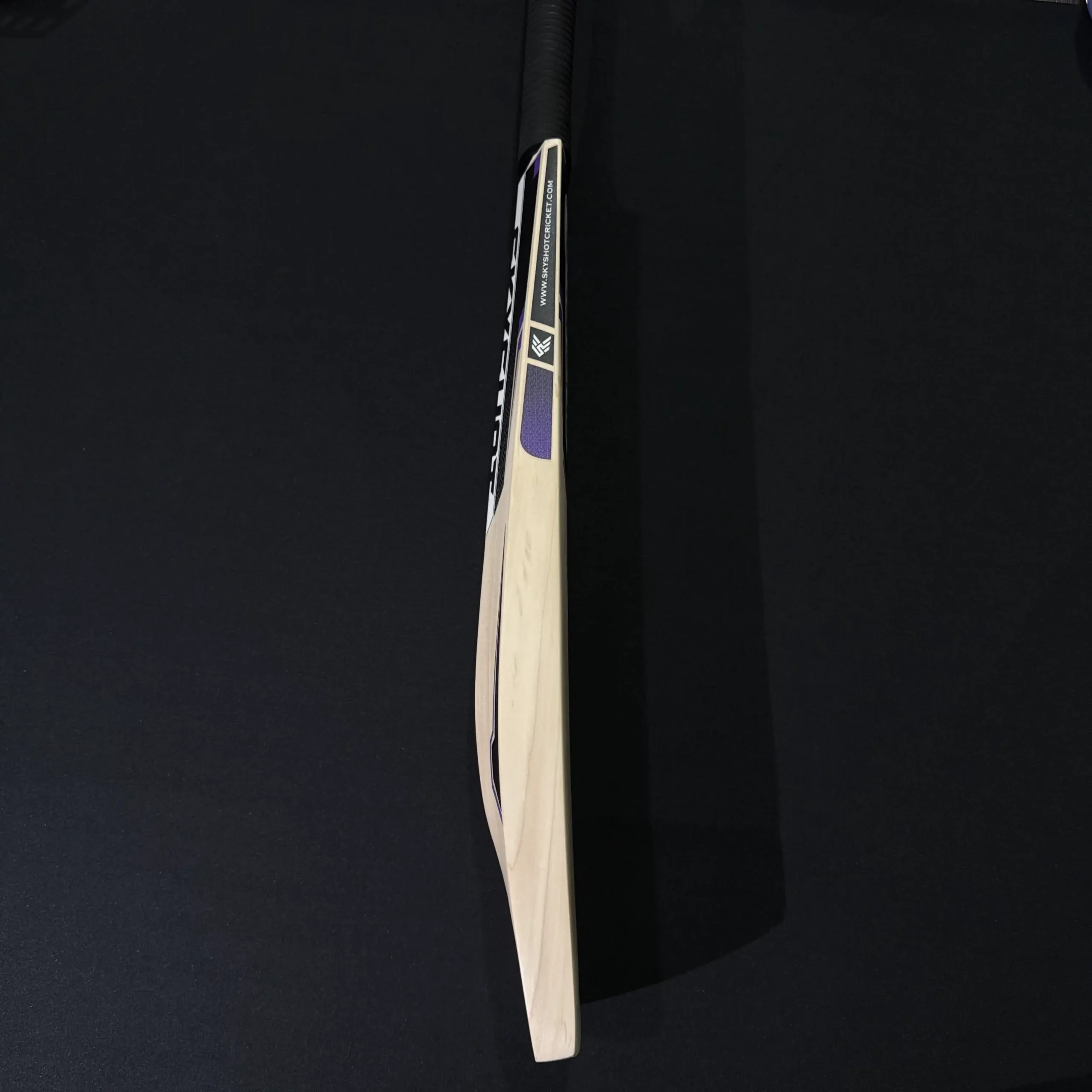 Tizona Bat 001